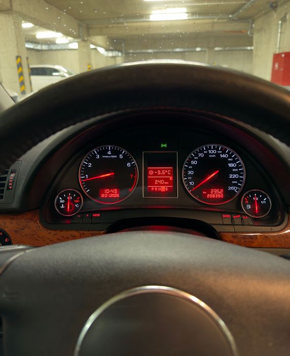 Audi A4 b6 3.0 v6 QUATTRO