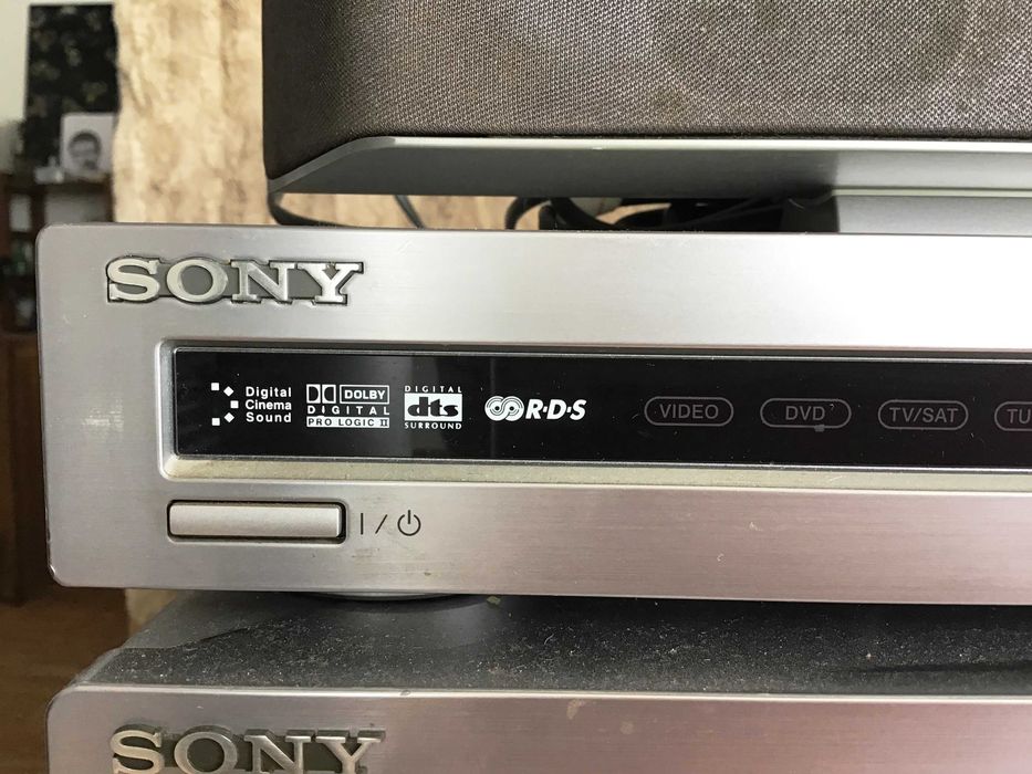 HOME CINEMA - Sony em muito bom estado