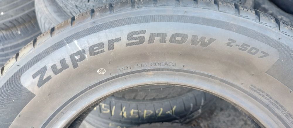 215/65R16 нові шини Westlake.