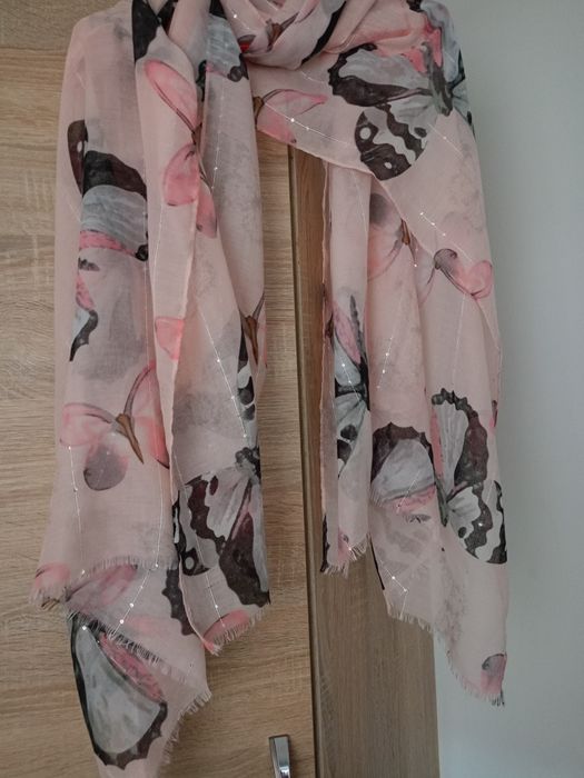 Szalik damski z cekinami