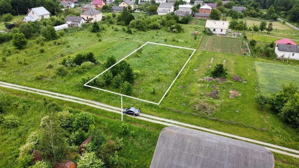 Продається ділянка 15 соток під будівництво. Павлівка. Комунікації, будинки, асфальт