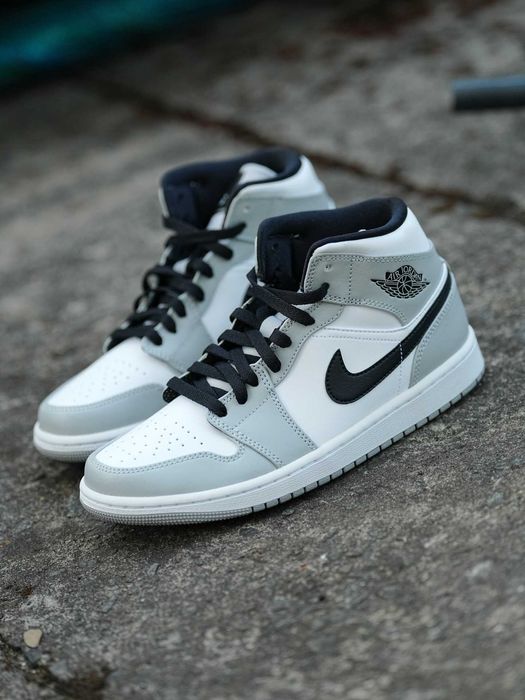 Jordan 1 Mid Light Smoke Grey-Rozmiar 42