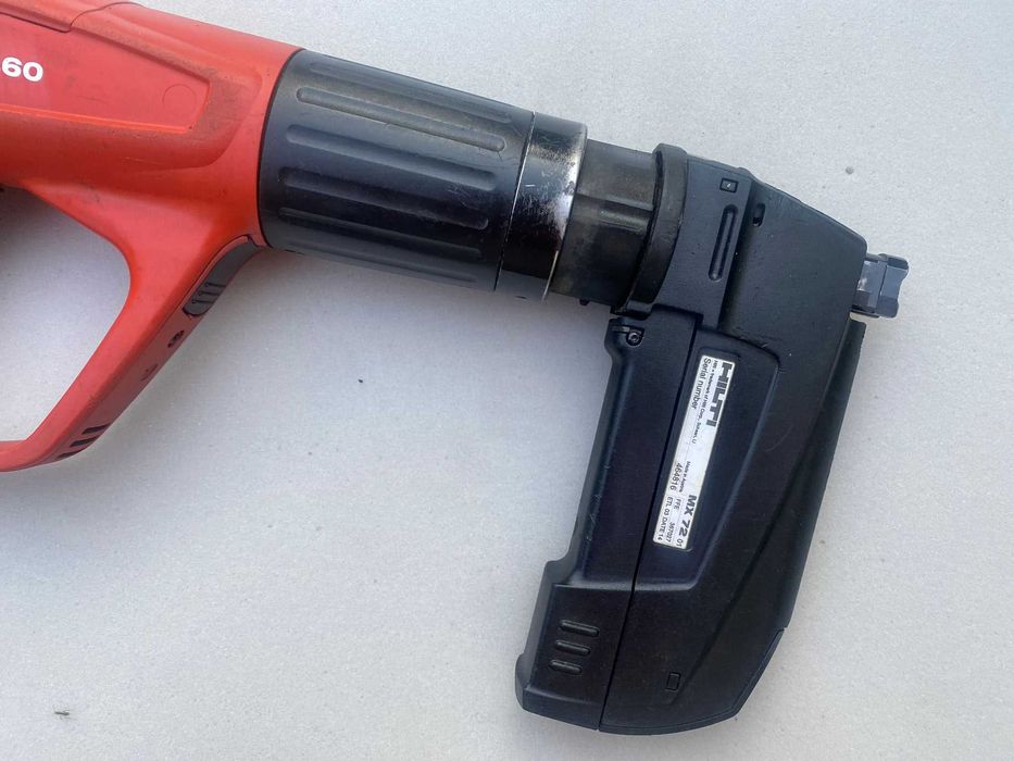 Osadzak HILTI  DX 460  do montażu bezpośredniego
