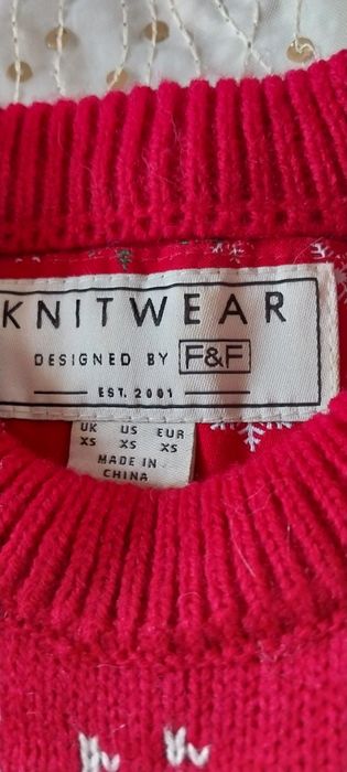 Свитер новогодний светящийся  XS