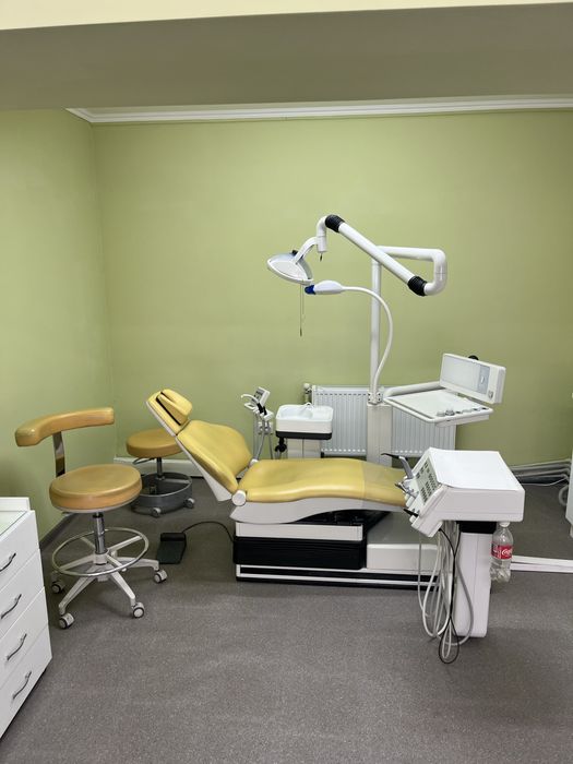 Стоматологічна установка simens M1