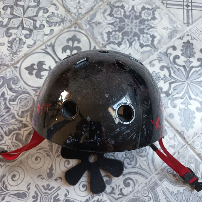 Kask czarny rowerowy