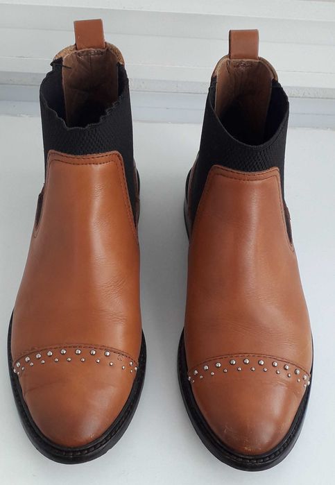 Botas Massimo Dutti em pele