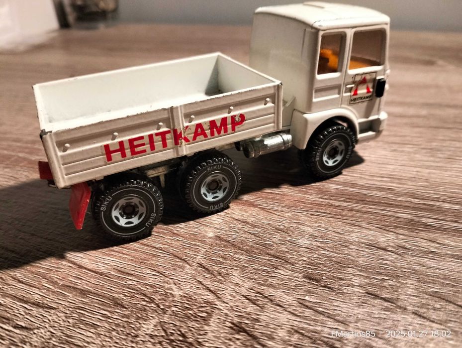 Camião transporte carga Man Siku