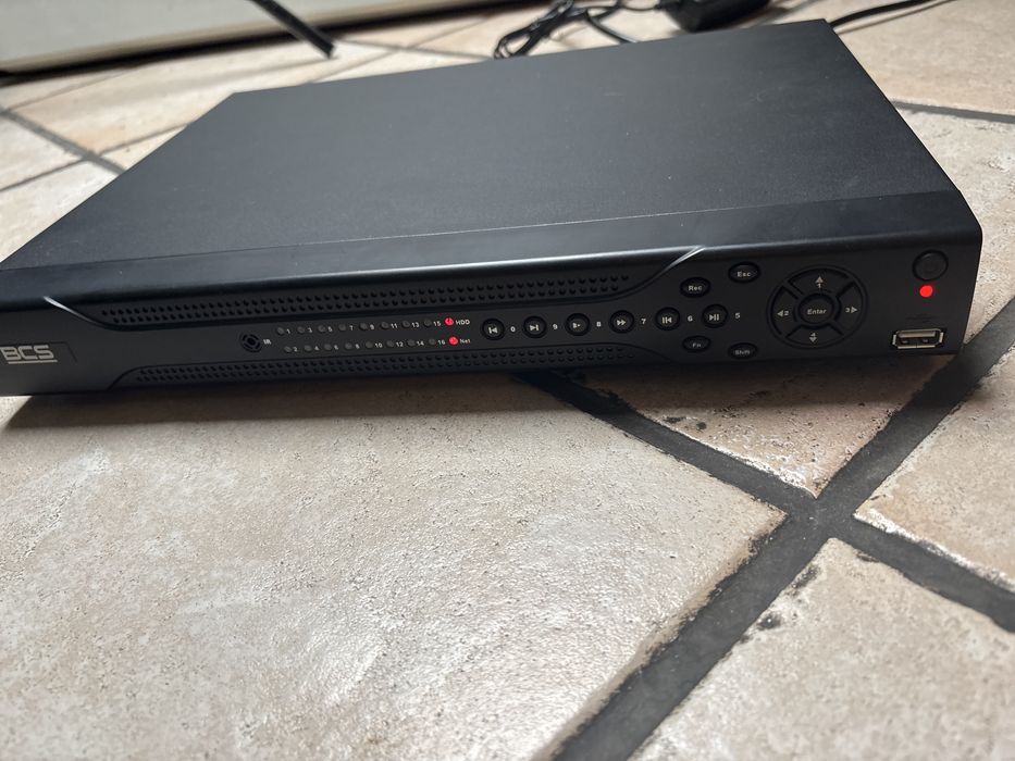 rejestrator monitoringu (DVR) marki BCS(sprawny)