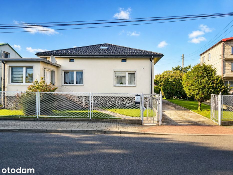 Dom po remoncie | gotowy do zamieszkania | działka + garaż