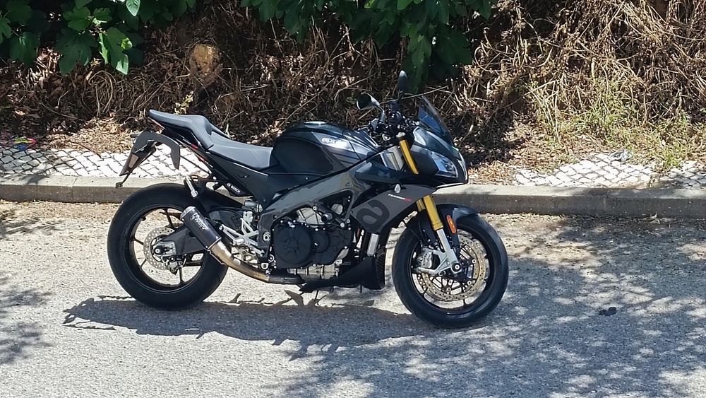 Aprilia tuono v4rr 2021
