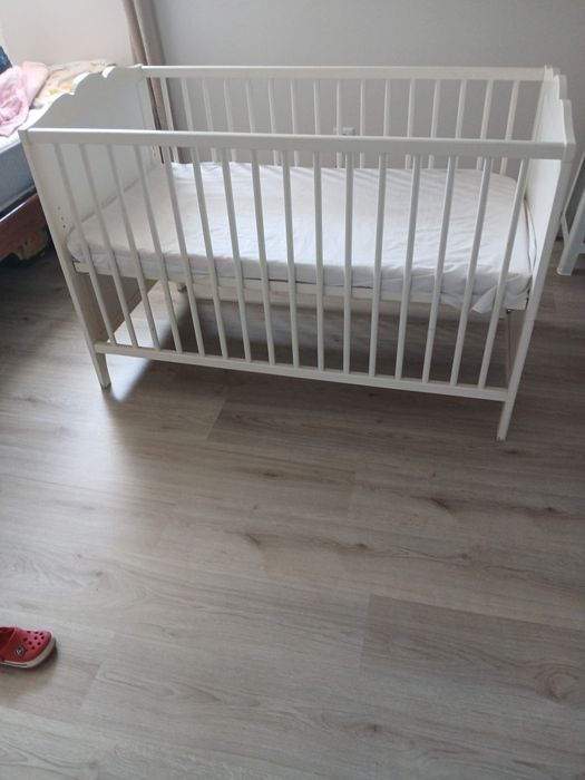 Cama para bebe ..