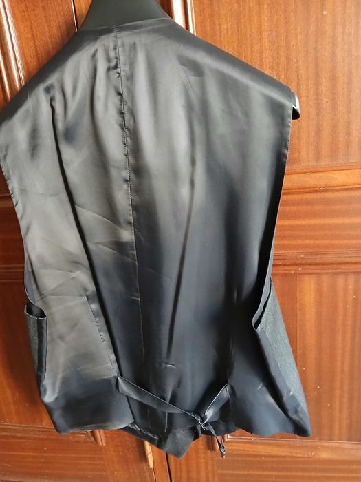 Fato completo de inverno,para homem. Marca: Carlo Viscontii