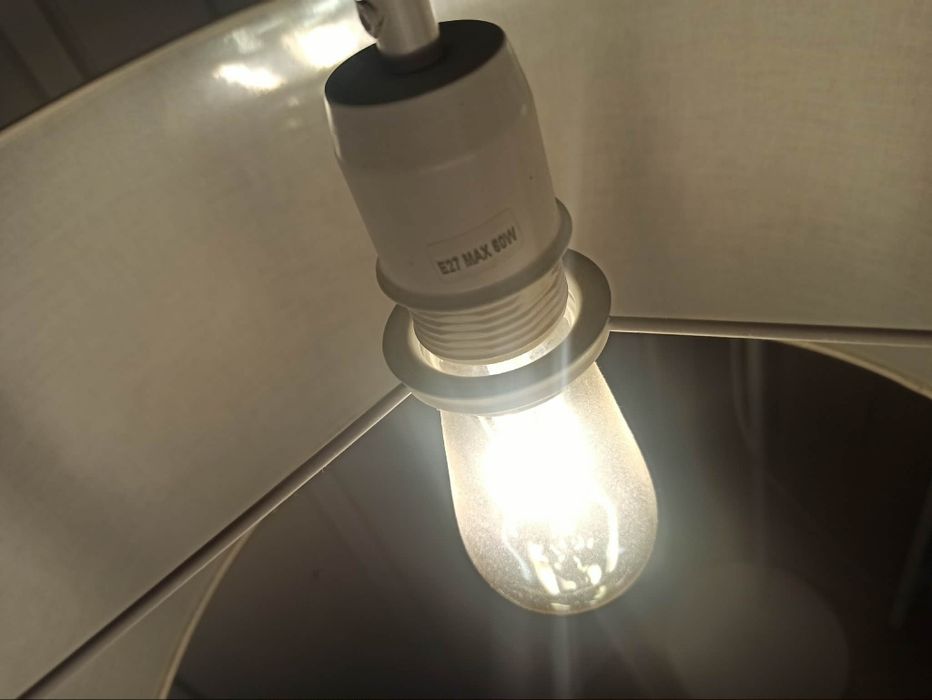 Lampa podłogowa xxx