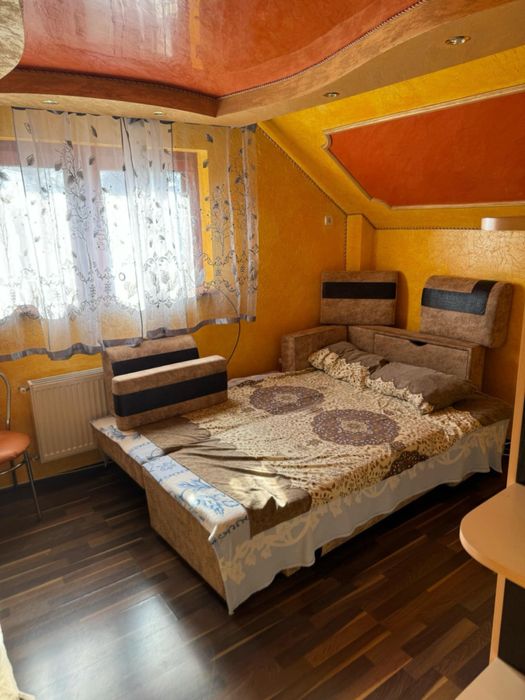 Будинковолодіння 260 м2 Берегово Стефаніка