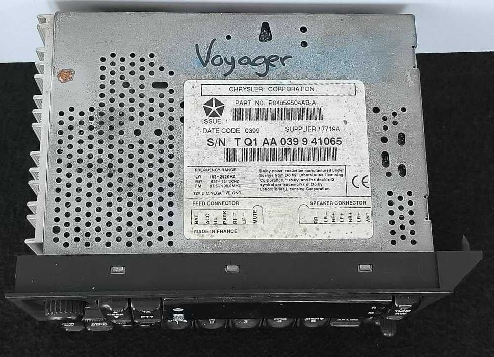 Rádio / Auto Rádio P04859504AB-A - CHRYSLER VOYAGER / GRAND VOYAGER III