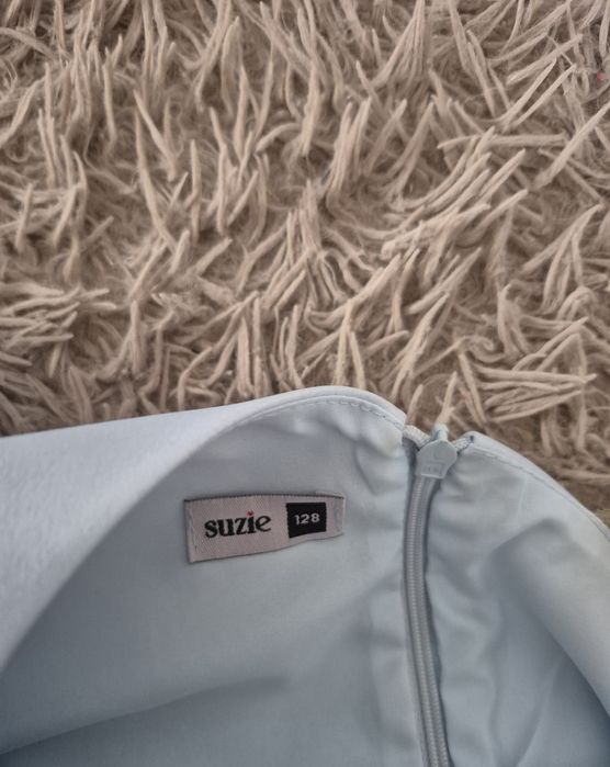 Святкова сукня на дівчинку