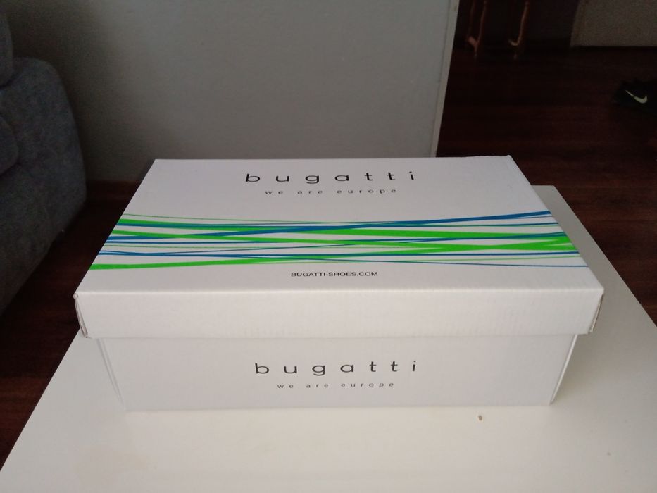 Buty BUGATTI 44 NOWE 100% oryginał
