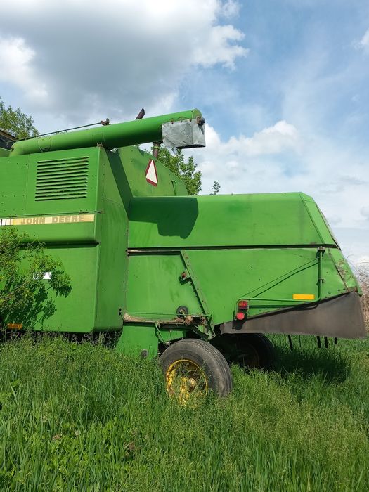 Комбайн John Deere 1042