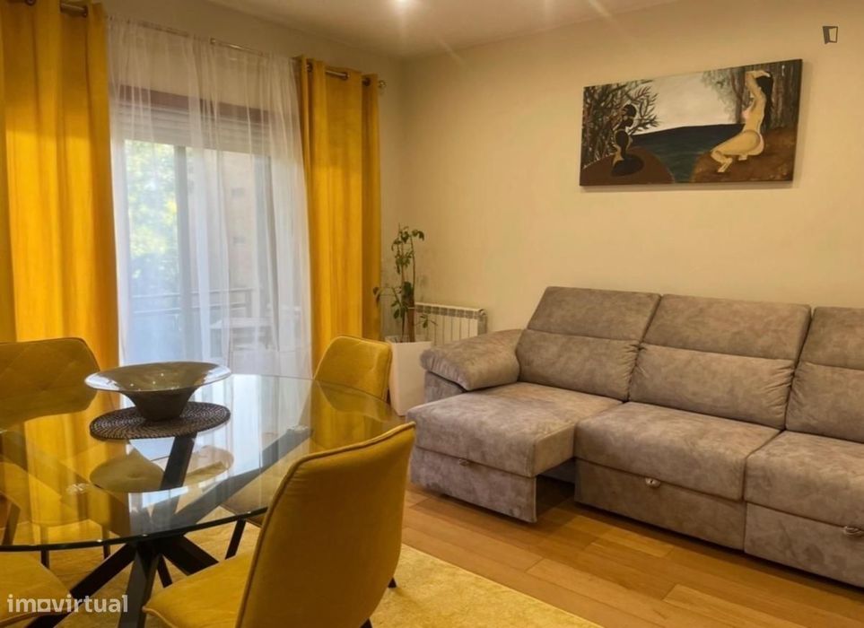 Apartamento com 2 quartos - localizado em Guimaraes
