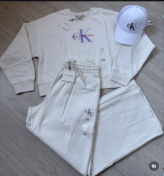 Спортивний костюм calvin klein m