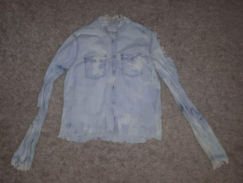 Koszula jeans dziury przetarcia