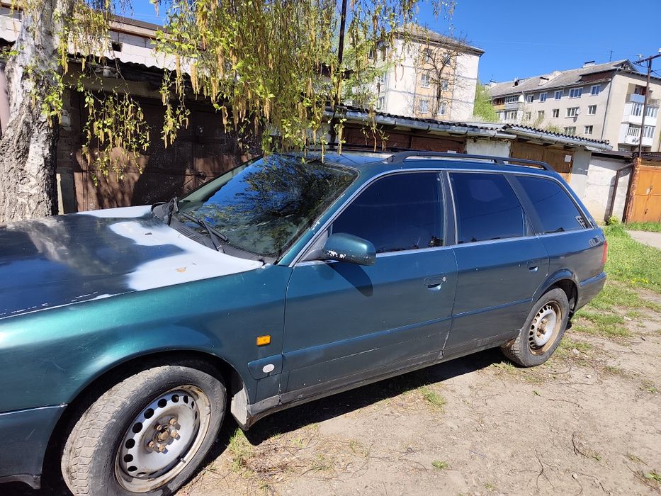 Авді а 6с4.не поганий автомобіль