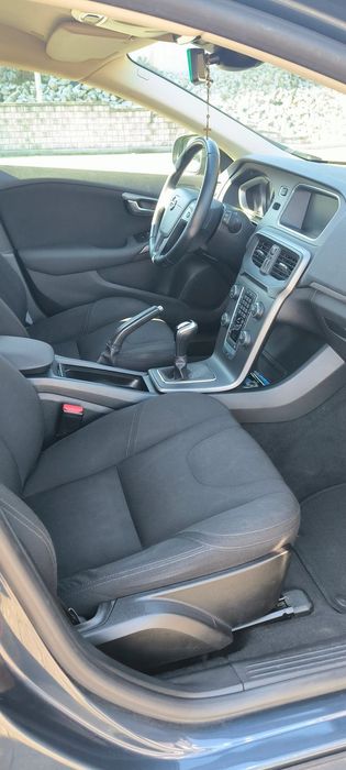 Volvo V40 Cross Country 2.0 D2 Momentum