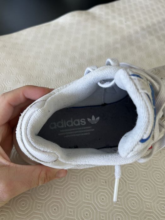 Adidas Estilo Retro tamanho 40