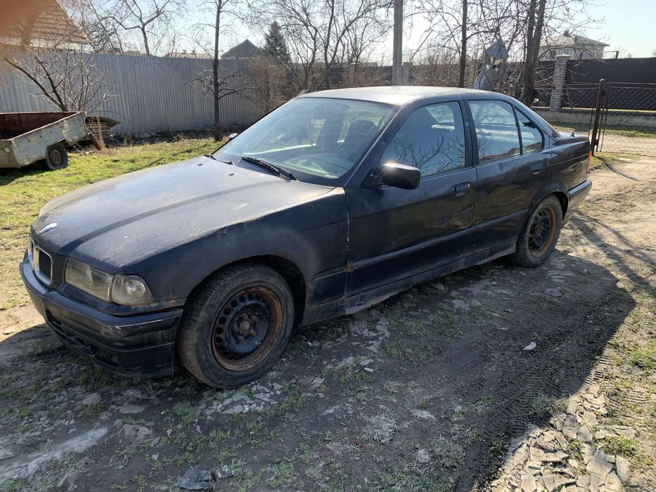 Авто запчастини BMW 316 є 36
