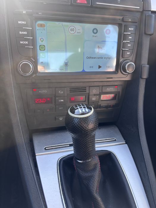 Audi A4 B7 2.0 Apple/ Android