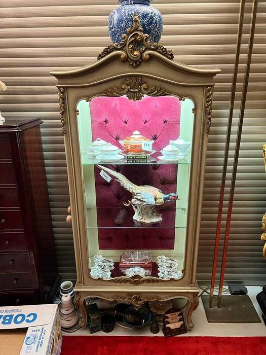 Vitrine Oriental em Ótimo Estado