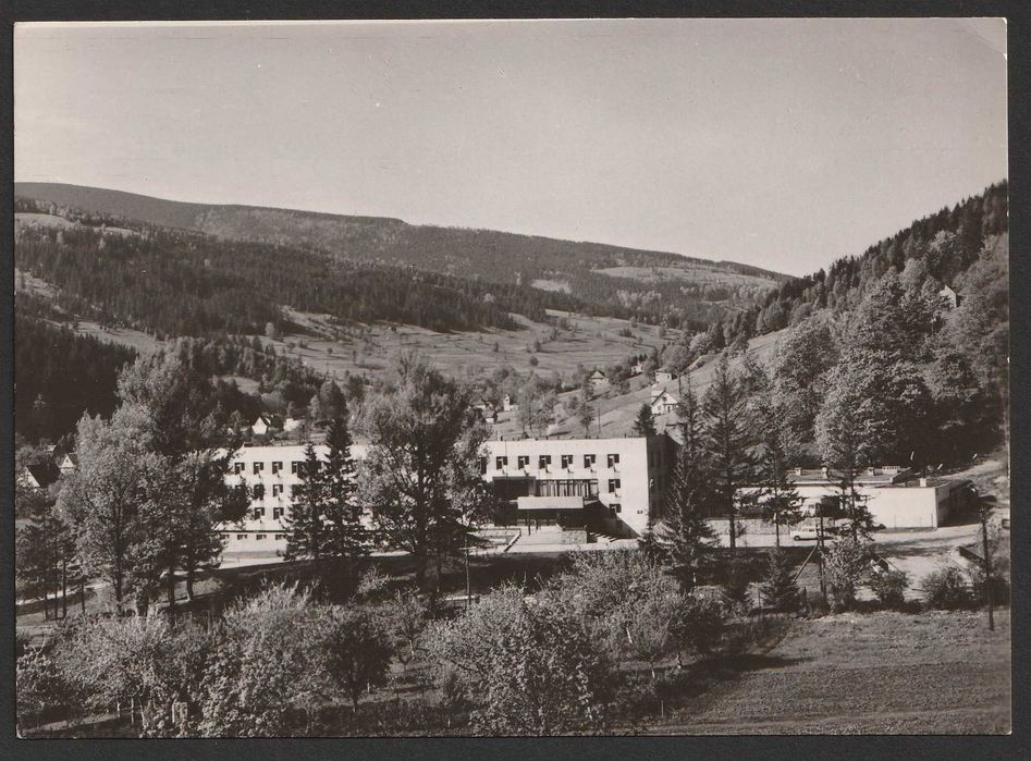 pocztówka - SZCZYRK - DOM TURYSTY PTTK - 1968 - bez obiegu