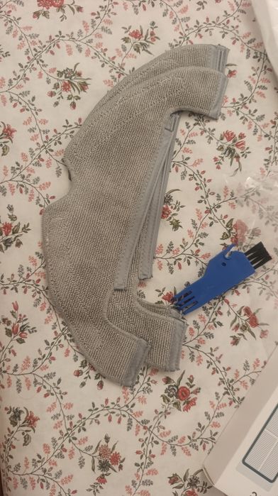 Aspirador Robô Dreame com Kit de Acessórios Extra