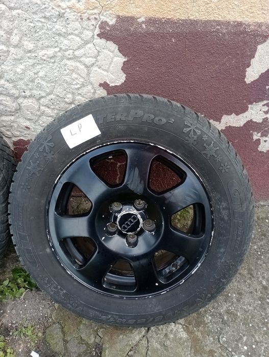 Zimowe opony z felgami