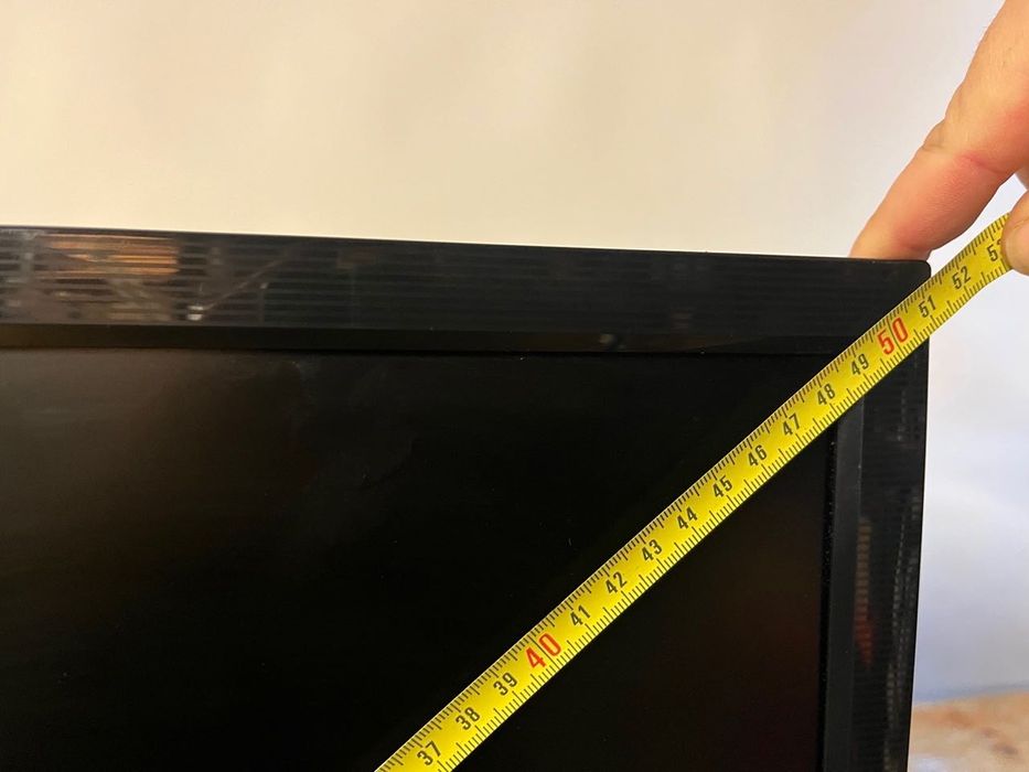 TV Pequena LG Plana Antiga Preta