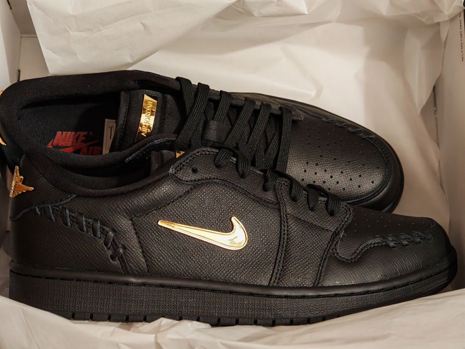 Buty Jordan Air 1 Low Black gold rozmiar 44 wkładka 28, 5 cm