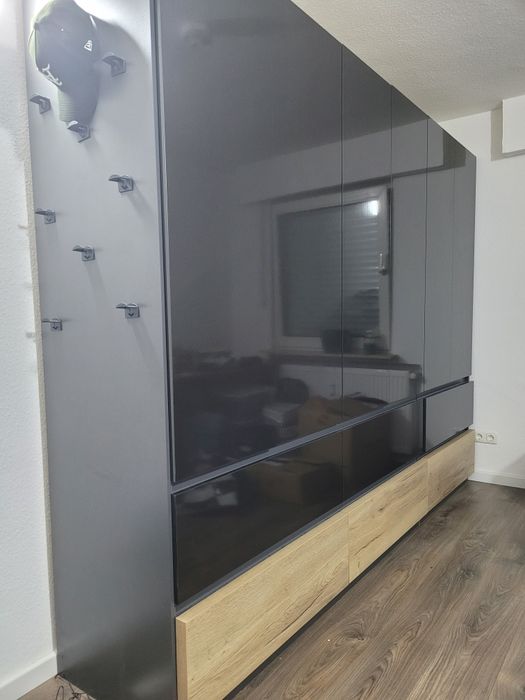 Szafa  duza  potrójna 271x210x56 w połysku antracyt stan bdb