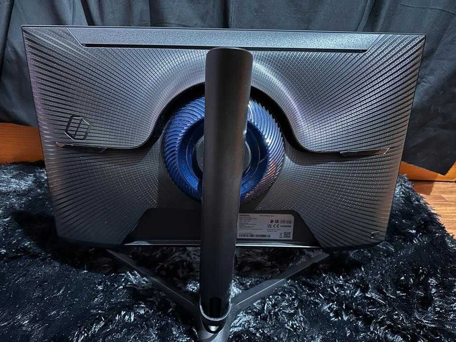 Monitor Samsung gaming 24´ 144Hz