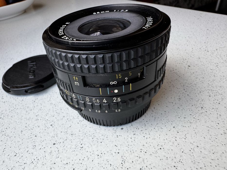 Объектив Nikon Series E 35mm f/2.5