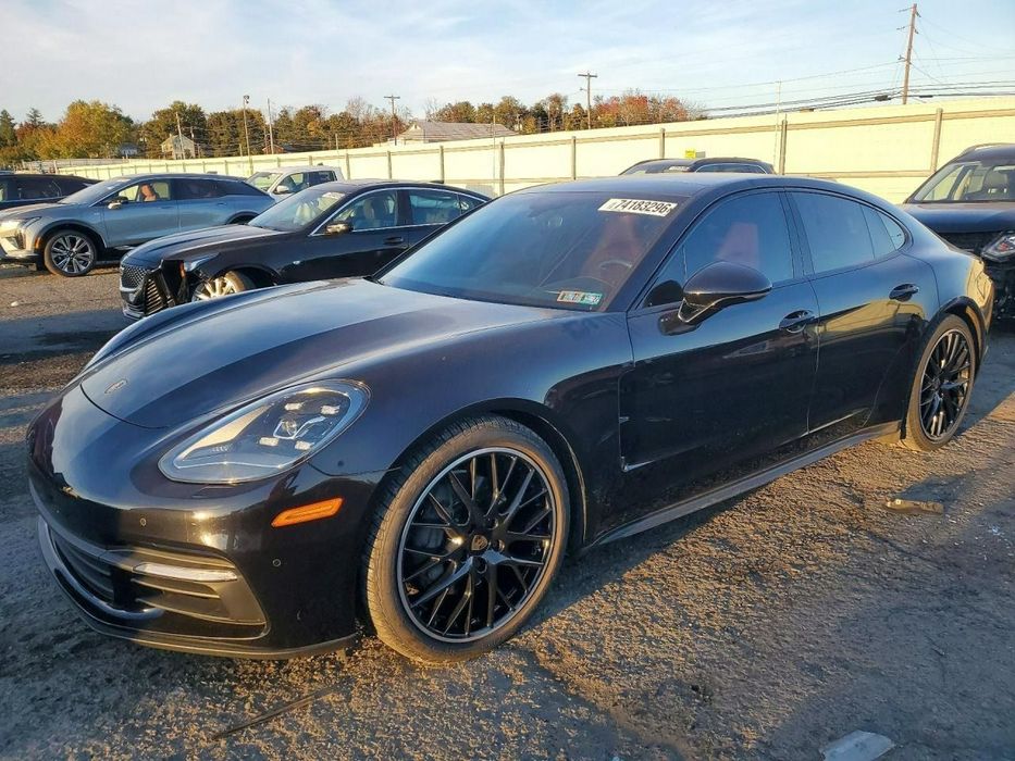 Porsche Panamera