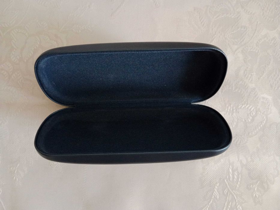 Etui na okulary ,nowe, granatowe