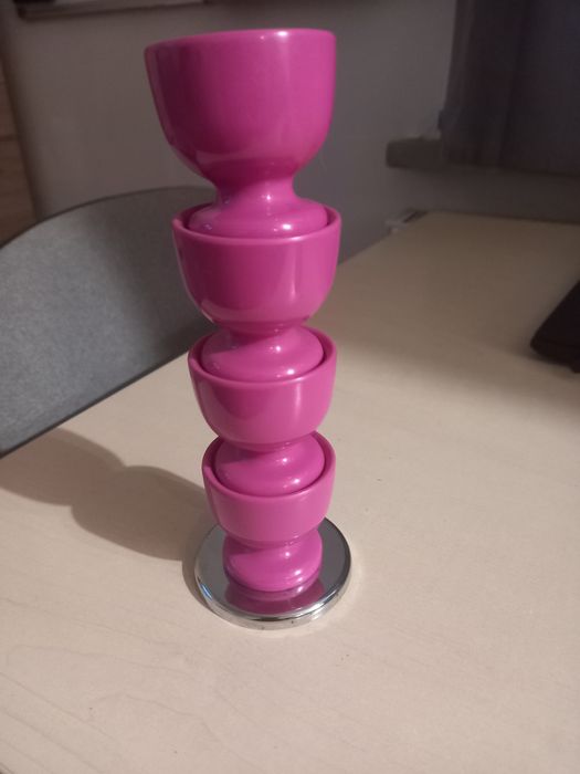 Designerskie 4 jajeczniki naczynka na jajka