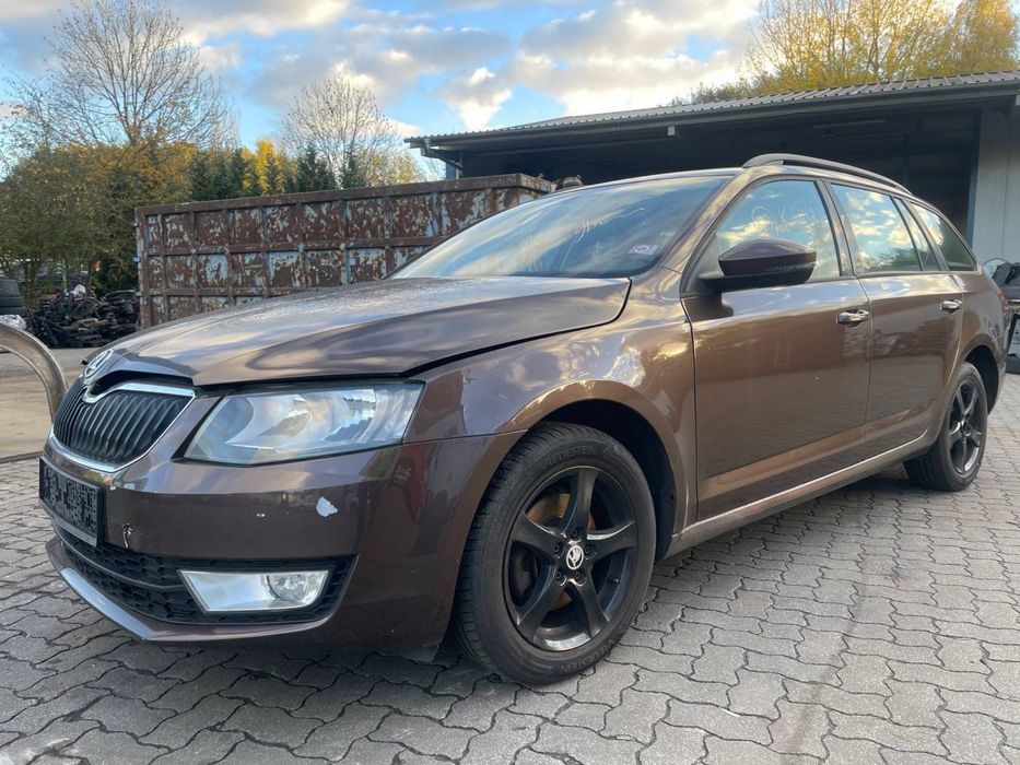 Розборка шкода октавія А7 до рест Шрот запчасти розбір Octavia A7