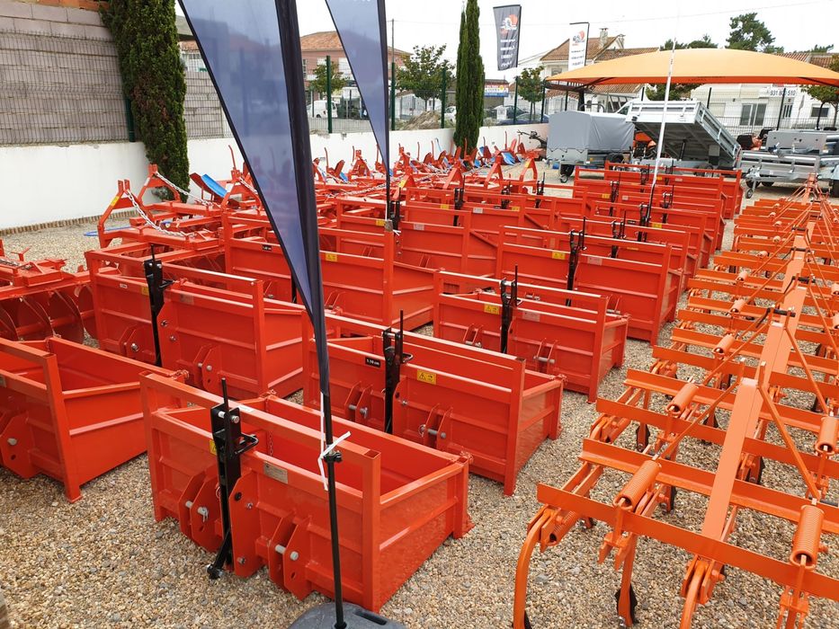 Caixas de Carga Basculantes Novas todas as medidas