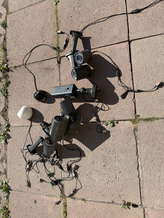 Zestaw kamer do monitoringu 9 sztuk