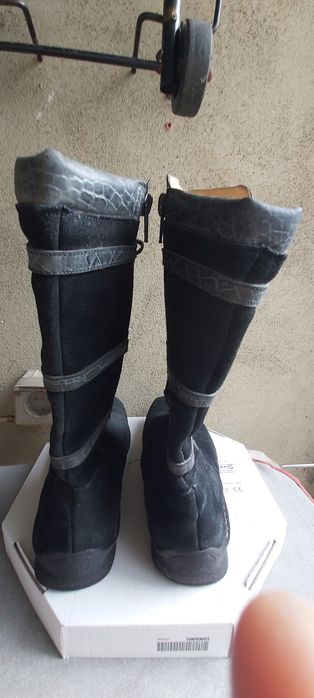Botas Camurça Preta 37/38 (Excelentes)