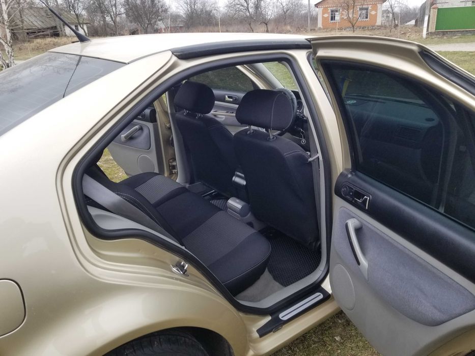 Фольцваген бора сідан