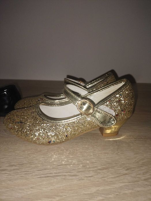 Buty dla dziewczynki baletki/ sandałki