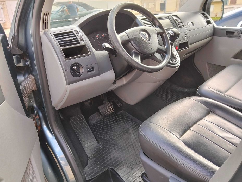 vw transporter  2.5  180 cv  automatica